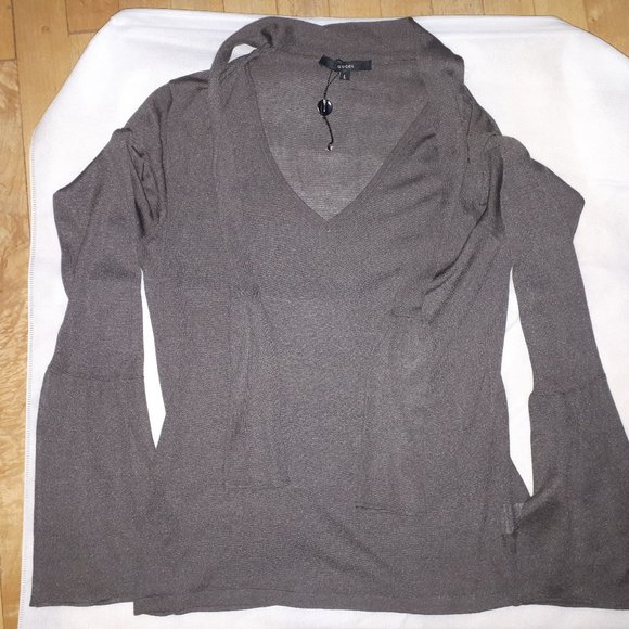 NWOT GUCCI silk ash brown knit top with neck tie and bell like sleeves sz L - Picture 5 of 5